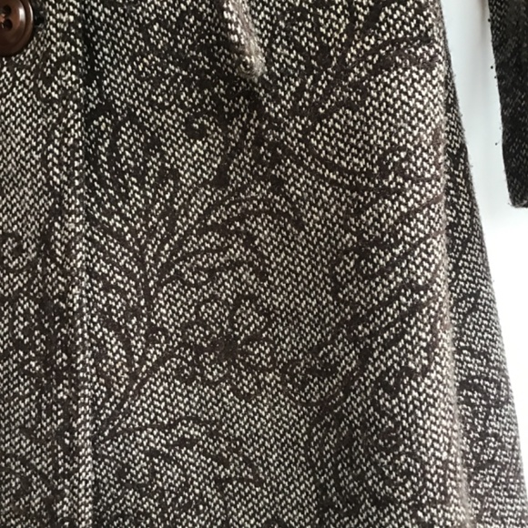 Coat - Picture 9 of 10